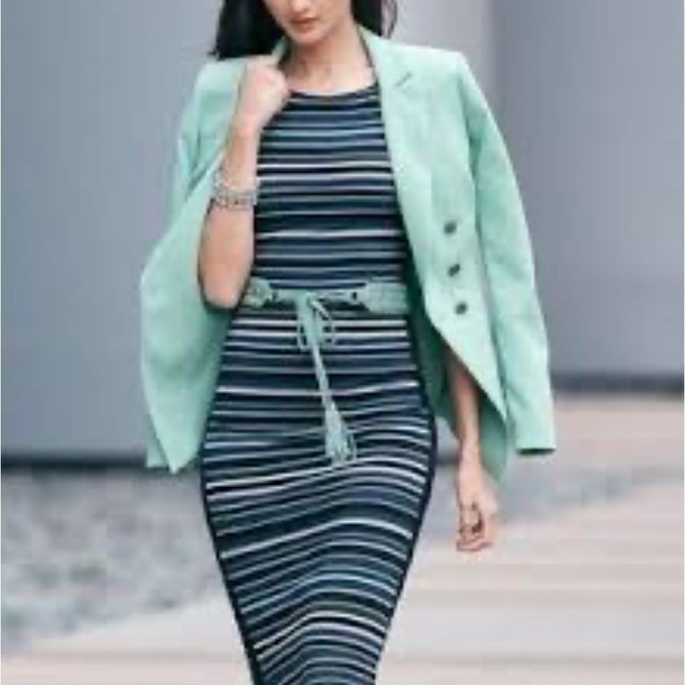 White House Black Market stripe stretch jersey lined tank style V back sheath - Picture 3 of 9